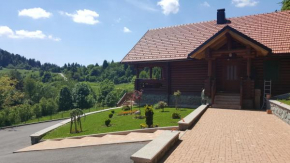 Chalet mit 7.000 m2 Land und wunderschöne Aussicht